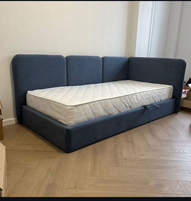 Kravatlar bir kishilik