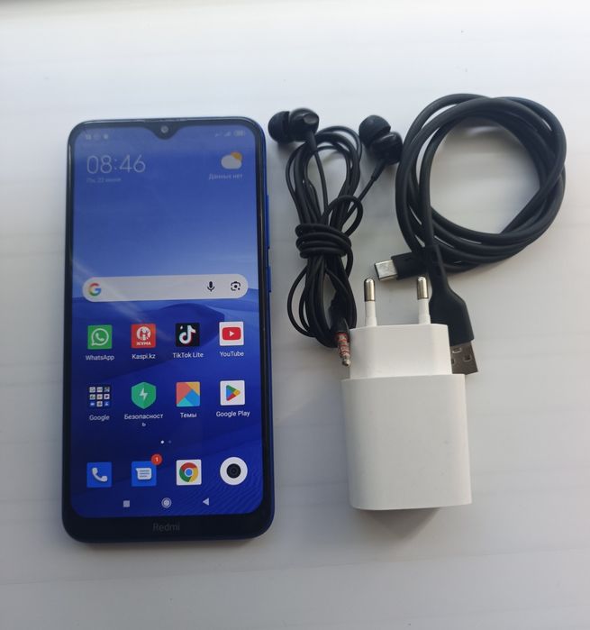 Продам Телефон Redmi 8A