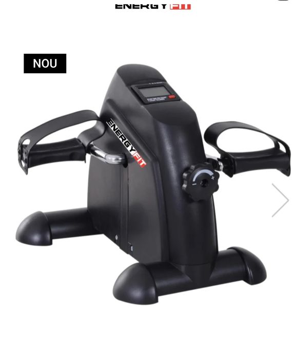 Vand scaun cu rotile, bicicleta si cadru metalic