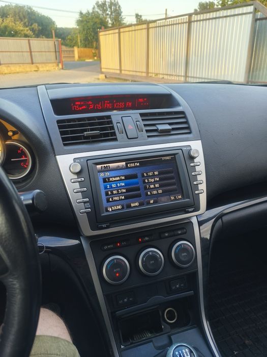 Mazda 6 2.0 diesel.