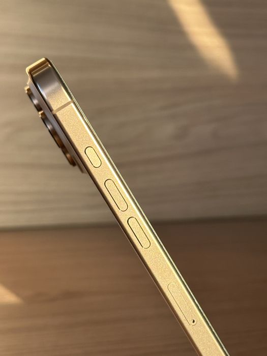 iPhone 16 Pro Max, gold , ca nou