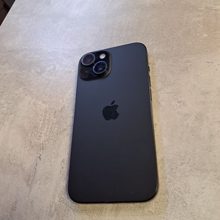 Продам Iphone 15 128GB