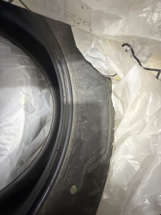 Продаю 4 колеса Bridgestone