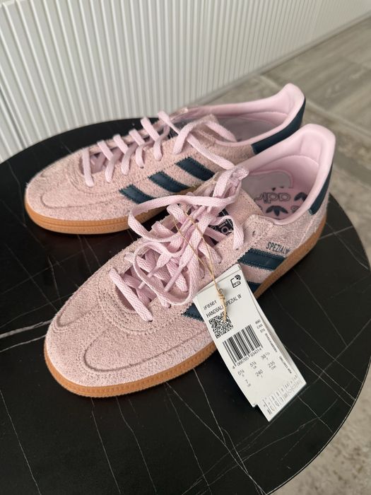 Spezial adidasi noi