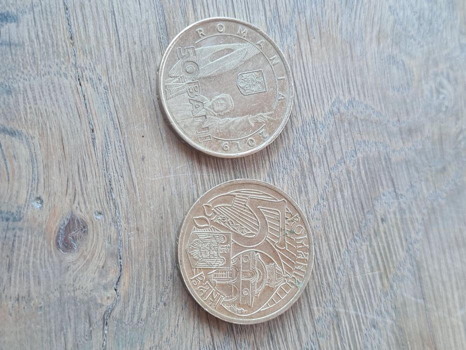 Monede rare aia din Grecia de 2 euro e cu s jos