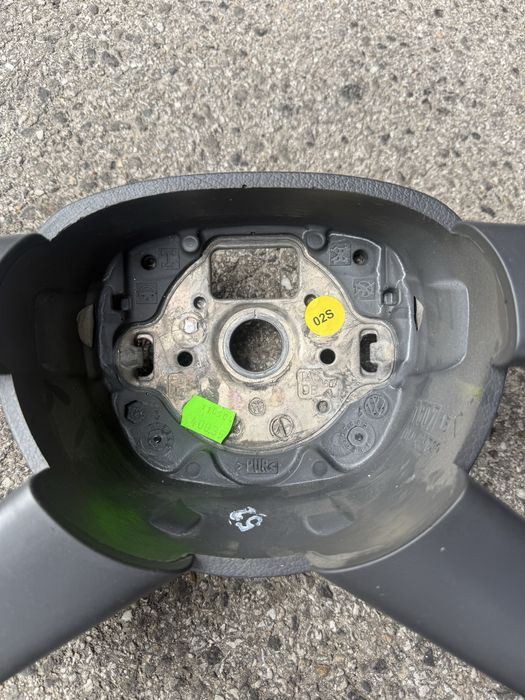 Волан за VW Голф 5