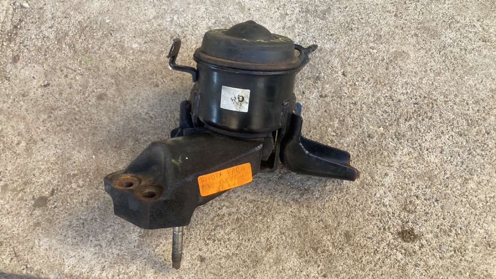 Тампон за Двигател на Тойота Ярис 1.3vvti 87кс 2007г