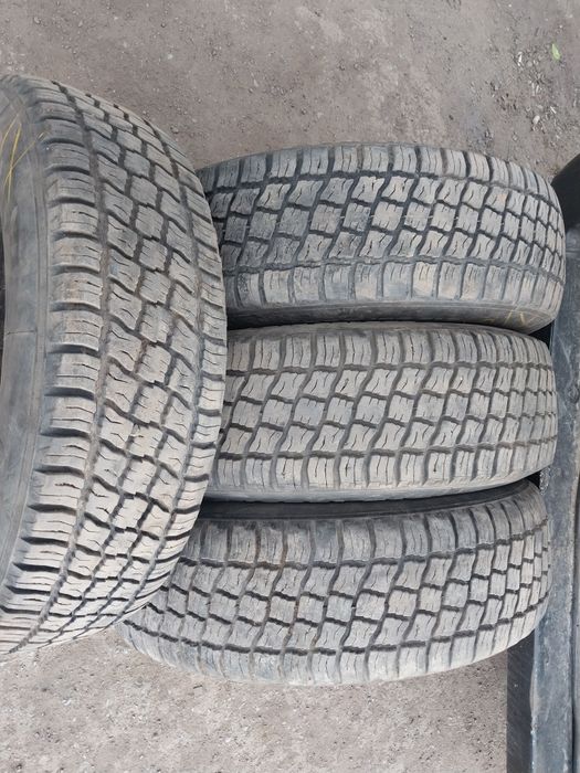4 шины Forward 225 75 R16 всесезонные.