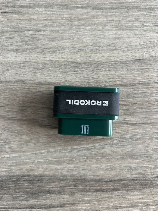 Продаю автосканер Rocodil