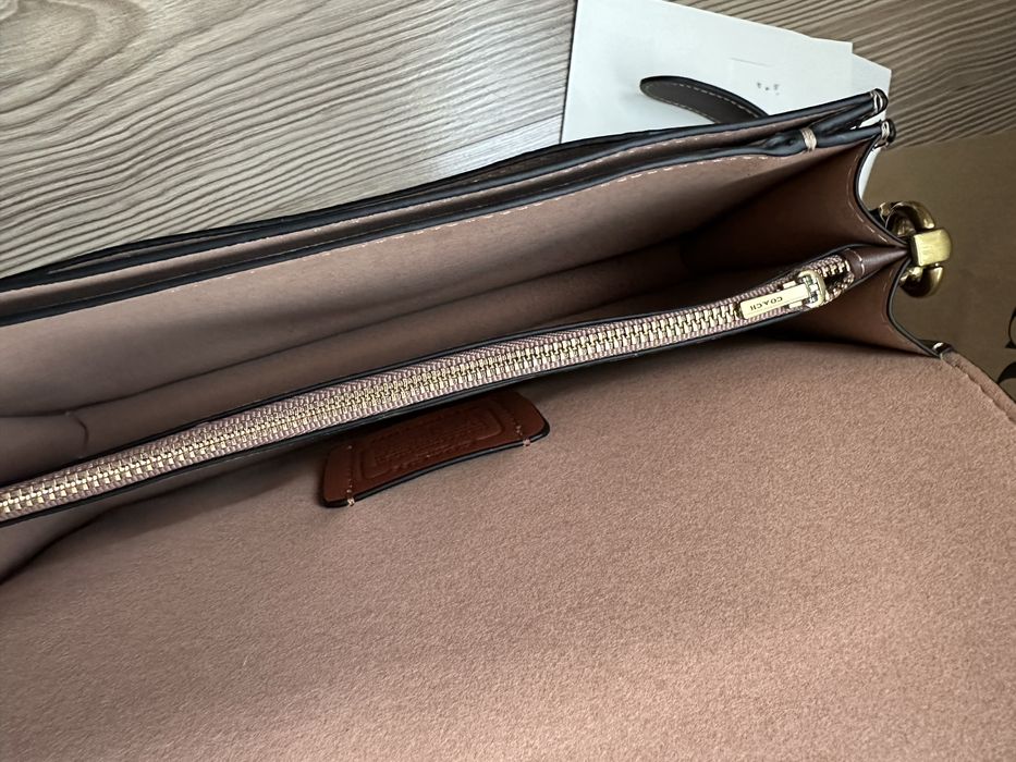 Дамска чанта Coach Tabby 26 в кафяв цвят