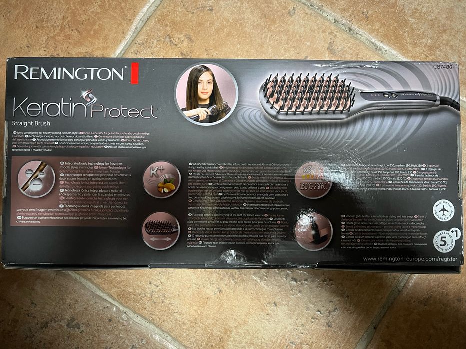 Perie de îndreptat părul Remington Keratin Protect