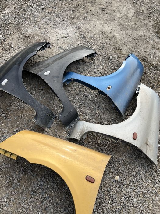 Aripa renault clio 2