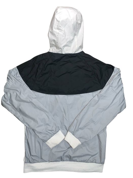 Erkaklar uchun original Nike vetrovka