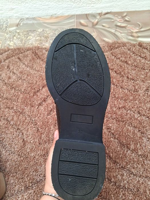 Дамски обувки от естествена кожа