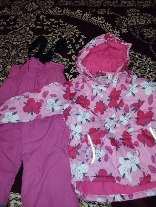 Комплекты для девочек зимние