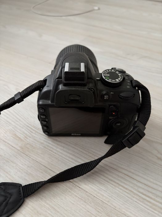 Nikon D3100 obiectiv DX SWM VR Aspherical