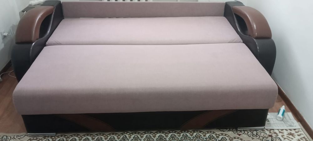 Продам диван ,срочно,срочно