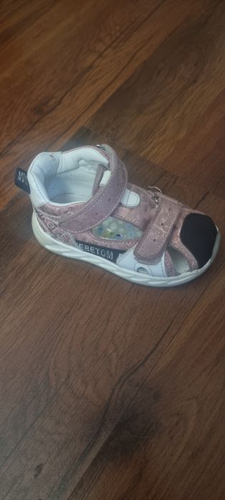 Сандали для девочки