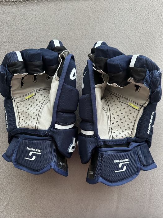 Перчатки синие НОВЫЕ Хоккей BAUER MACH