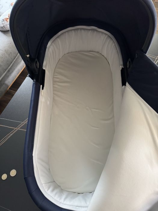 Cybex Melio Cot кош за новородено