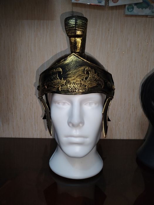 Шлем рыцаря пластик. Новые
