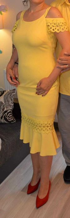 Rochie eleganta galbena