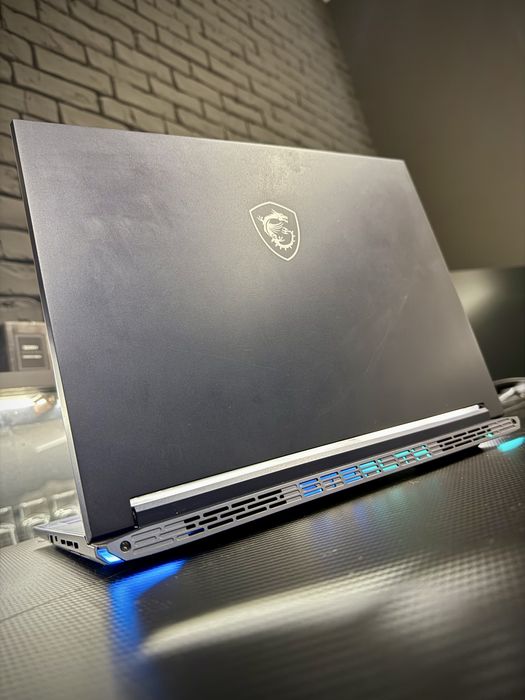 Лаптоп MSI Stealth 14 + Подарък мишка MSI M99