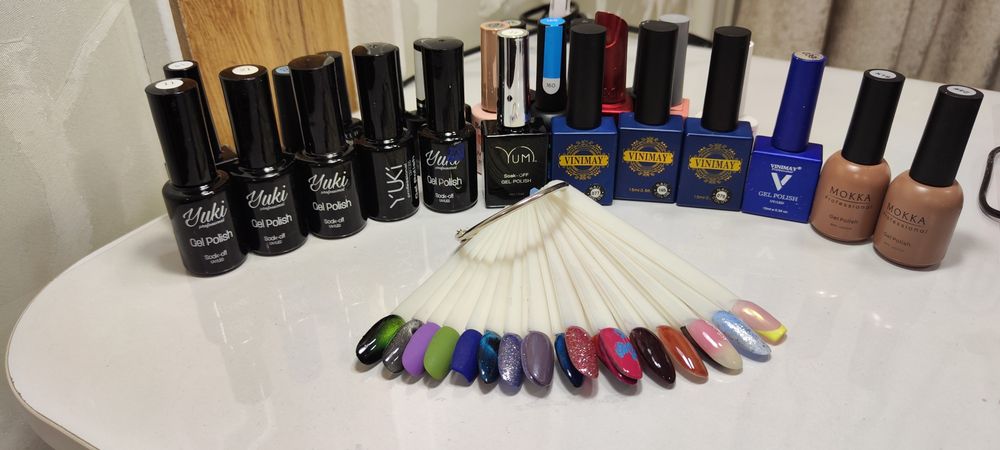 Гель лак новые, качество очень хорошее. Бесплатная доставка