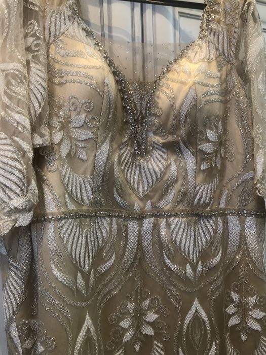 Вечернее платье 52-54р  50.000т