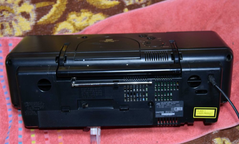 JVC radio casetofon