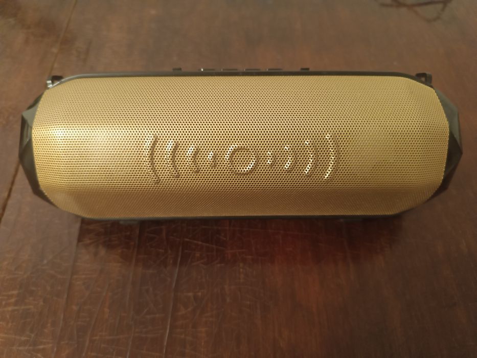 Портативная колонка