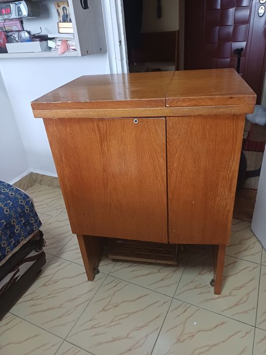 Masina de cusut Veronica,  mecanică