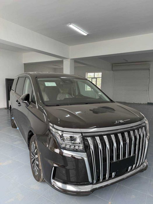 JAC RF8 FLAGSHIP 2.0 Turbo 252 л.с. 8AT 7 мест