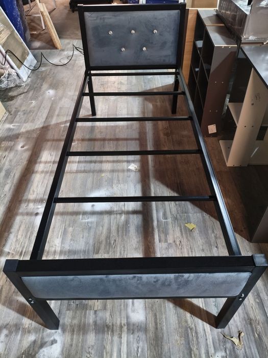 1 etajli kravat/кровать