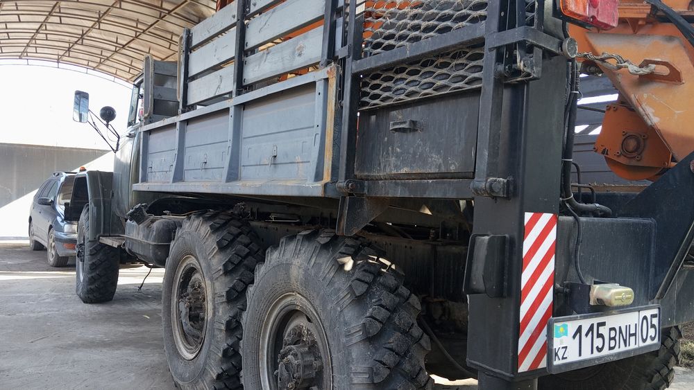 ПРОДАМ буровой машина