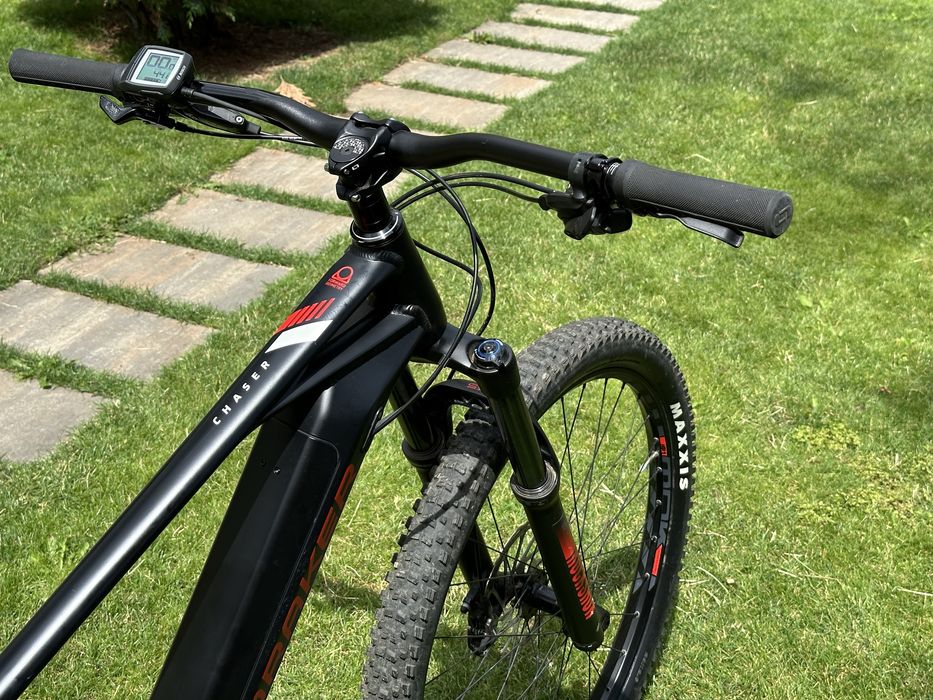 Bicicleta electrica full suspension Mondraker Chaser 29” L