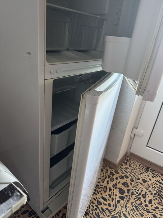 Продам холодильник.