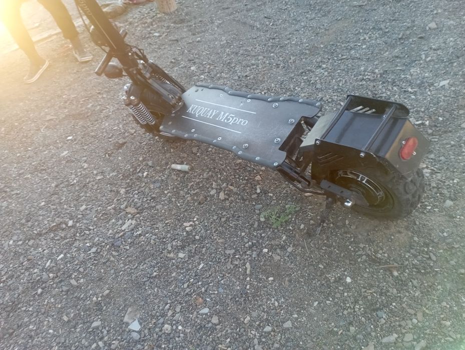 Продам электросамокат куго 5мпро