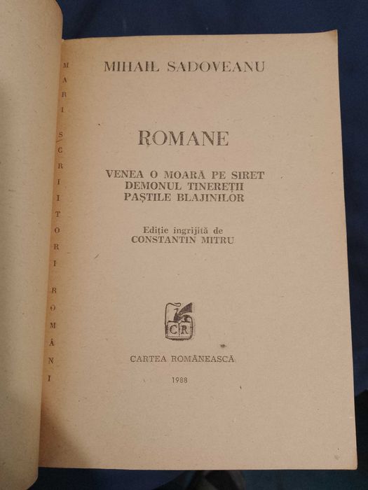 carte: Mihail Sadoveanu - Povestiri (1988)