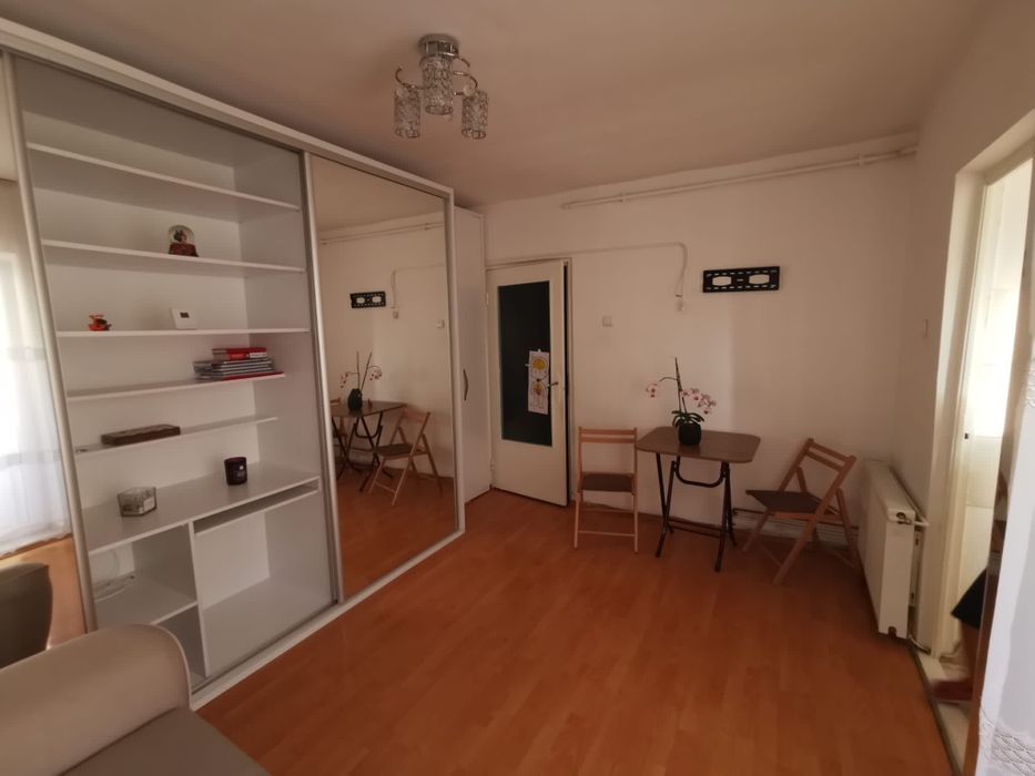 Închiriez garsoniera Dragoș Voda
