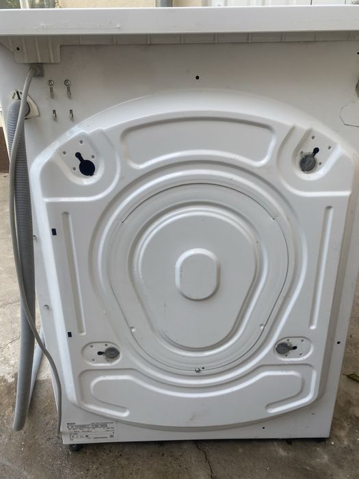 Автомат стералка BOSH холати зор хеч кайери чиримаган зор ишлиди