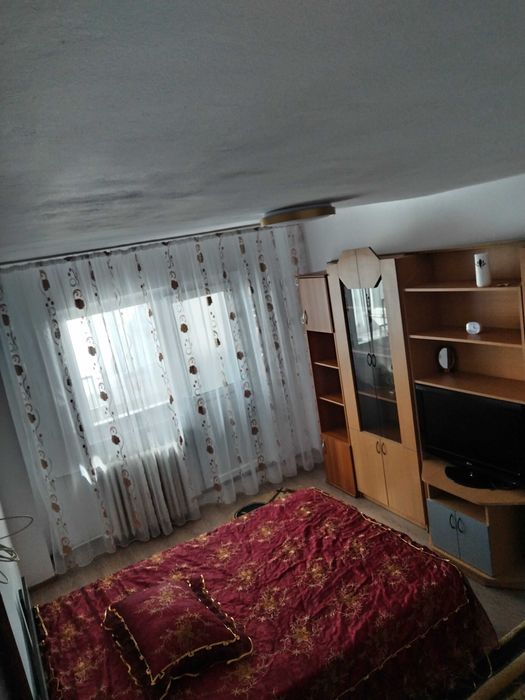 Garsoniera de închiriat