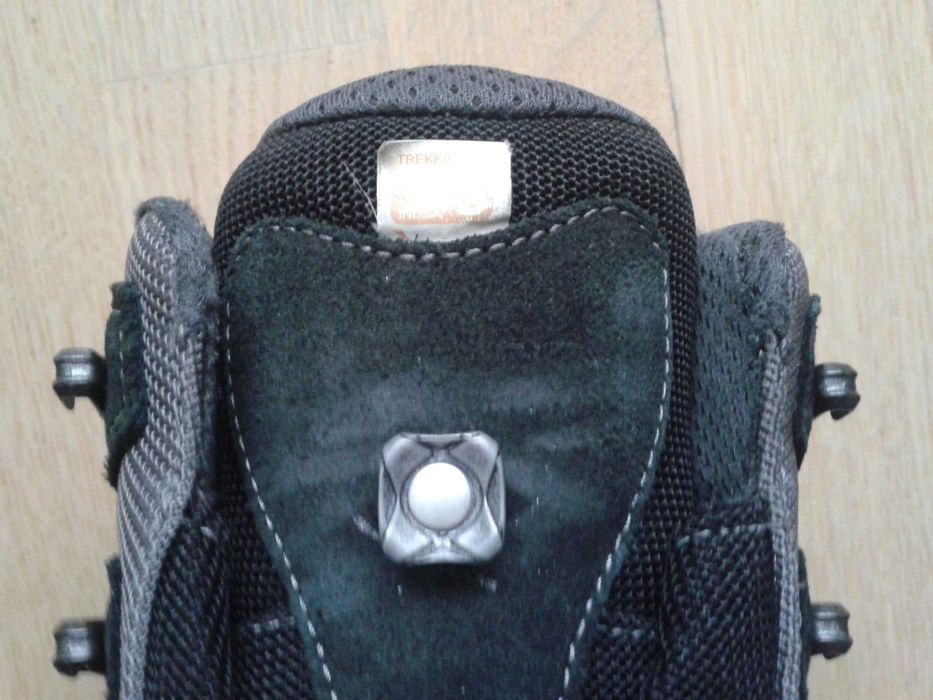 Bocanci de drumetie LOWA, mas. 41,5, Goretex, Germania, stare f. buna