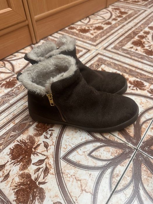 продам обувь 38 размера состояние хорошое