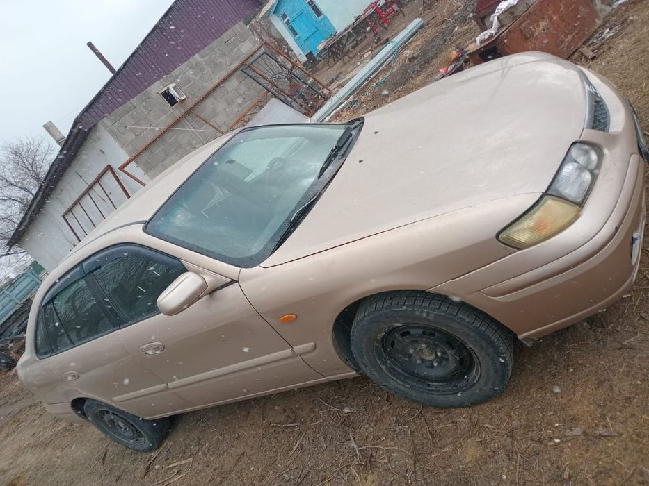 Продам автомобиль Мазда 626 птичка