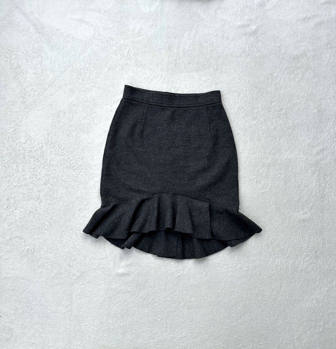 ОРИГИНАЛНА Вълнена пола Prada Milano - размер IT40 (М), Отлично състояние