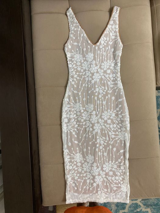 Новое Платье с пайетками и подкладом стречевое, размер М