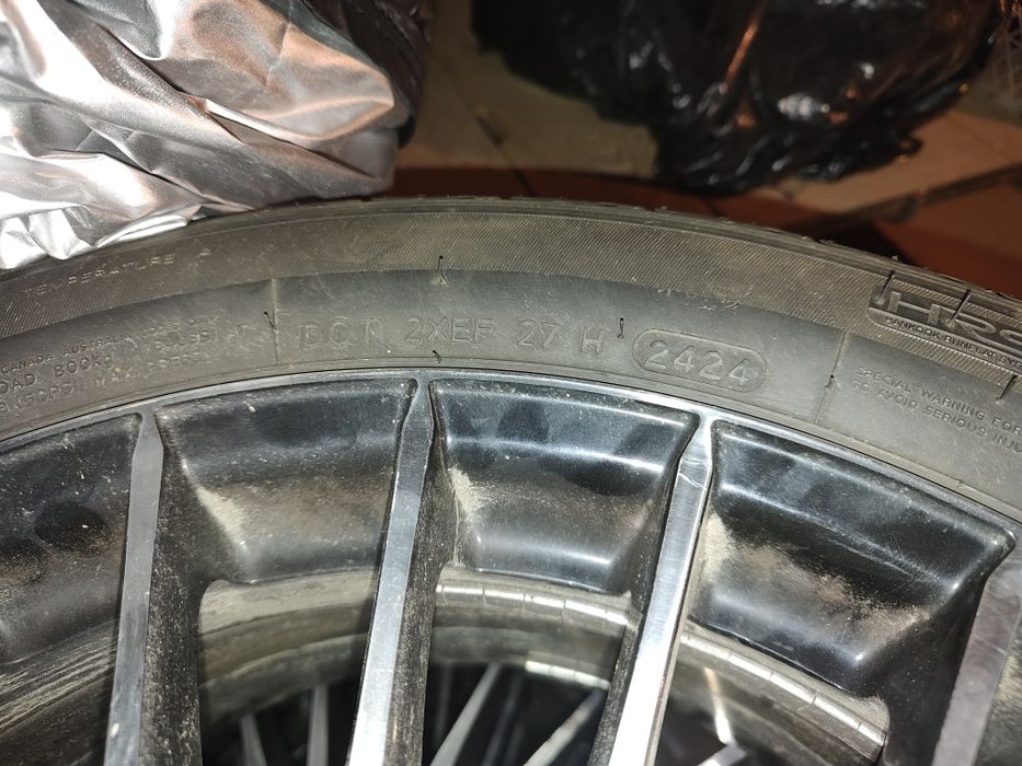 Jante +Anvelope 5x120 R18.