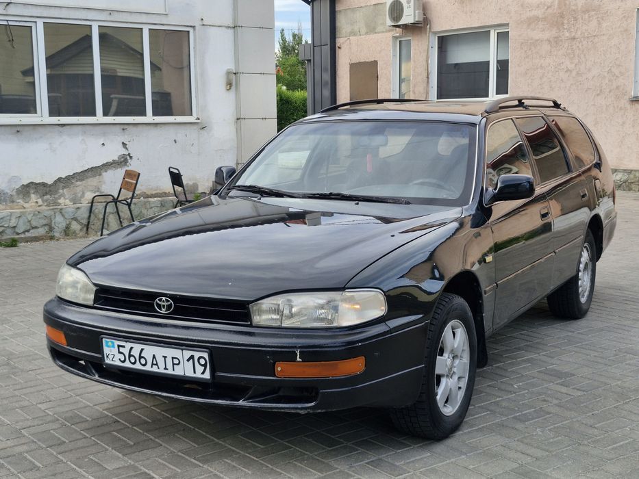 Продам машину камри 10