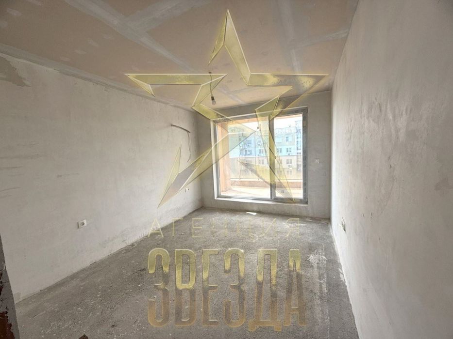 Продава се Многостаен апартамент в Пловдив, Кючук Париж - 270 кв.м за 1141 €/кв.м - Снимка #1